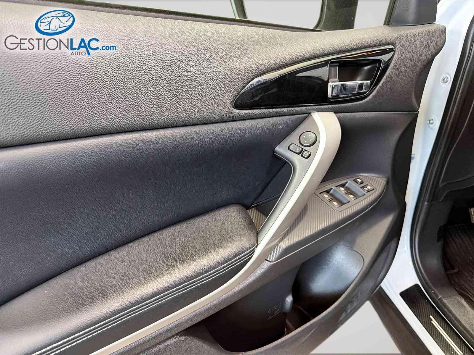 Mitsubishi Eclipse Cross 2023 - Image 9