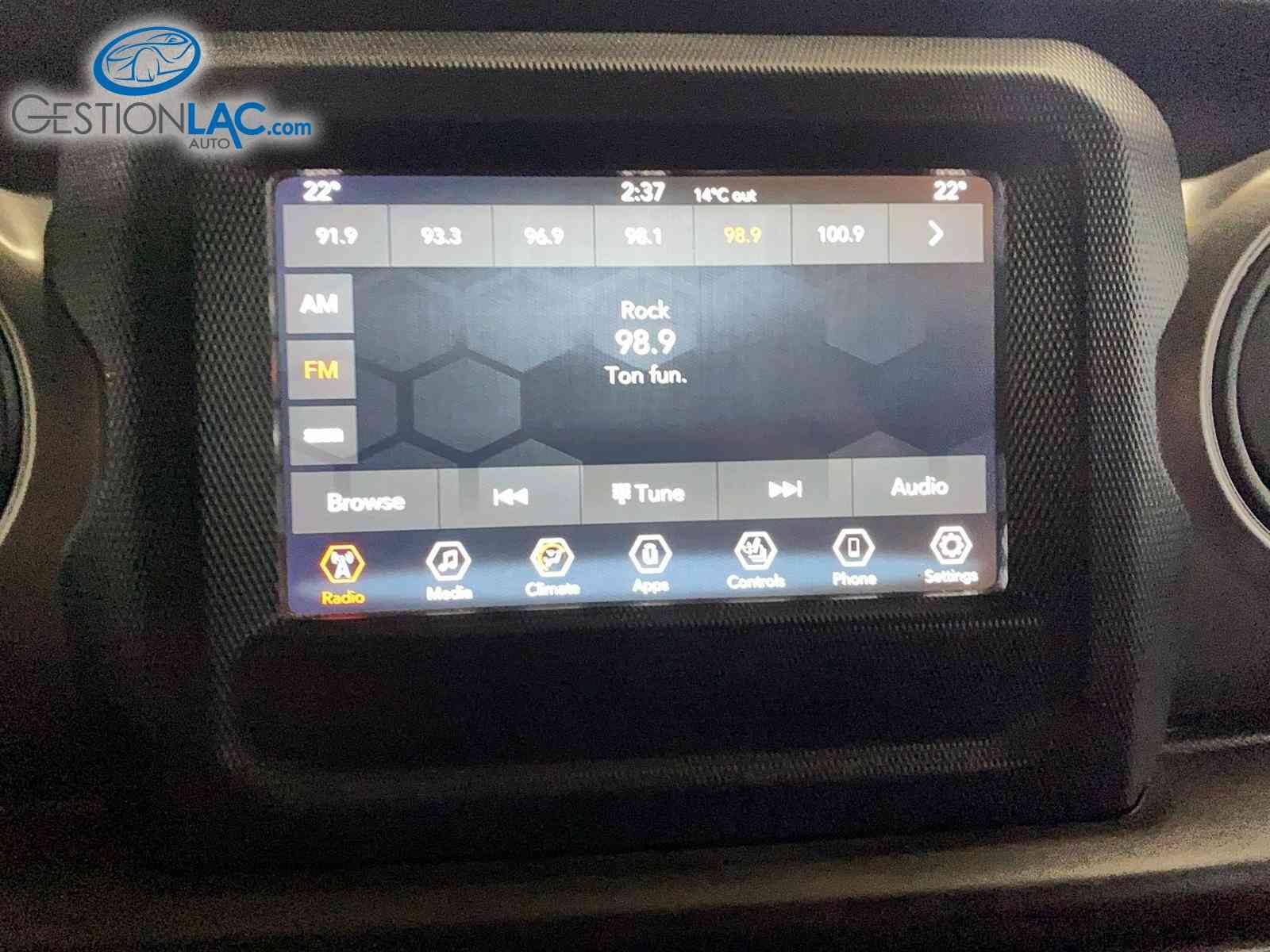 Jeep Wrangler 2021 - Image 17