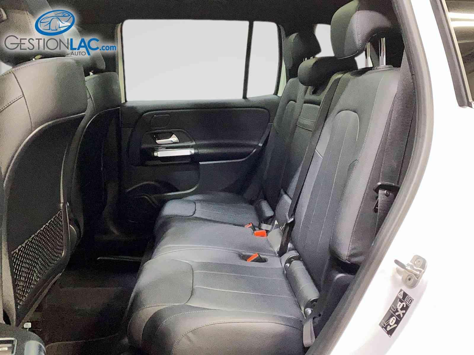 Mercedes-Benz GLB 2024 - Image 10