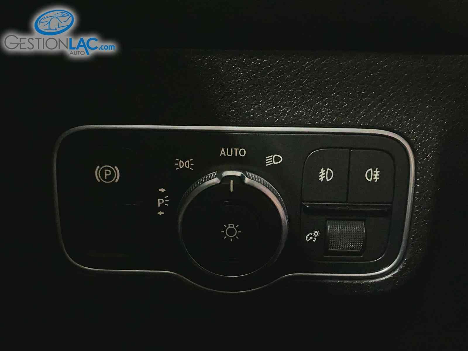 Mercedes-Benz GLB 2024 - Image 22