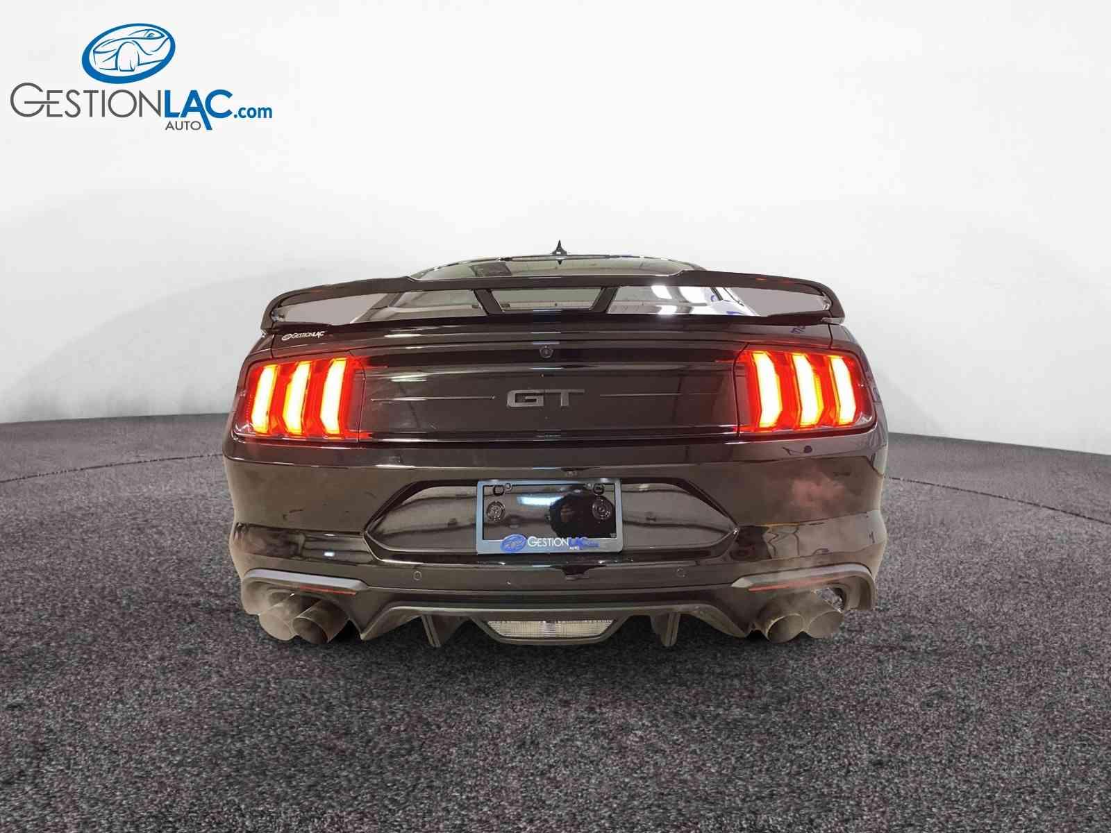 Ford Mustang 2022 - Image 3