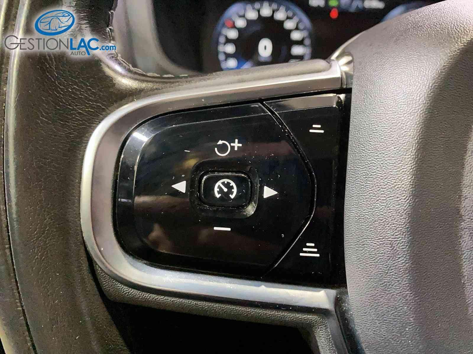 Volvo V60 Cross Country 2020 - Image 16