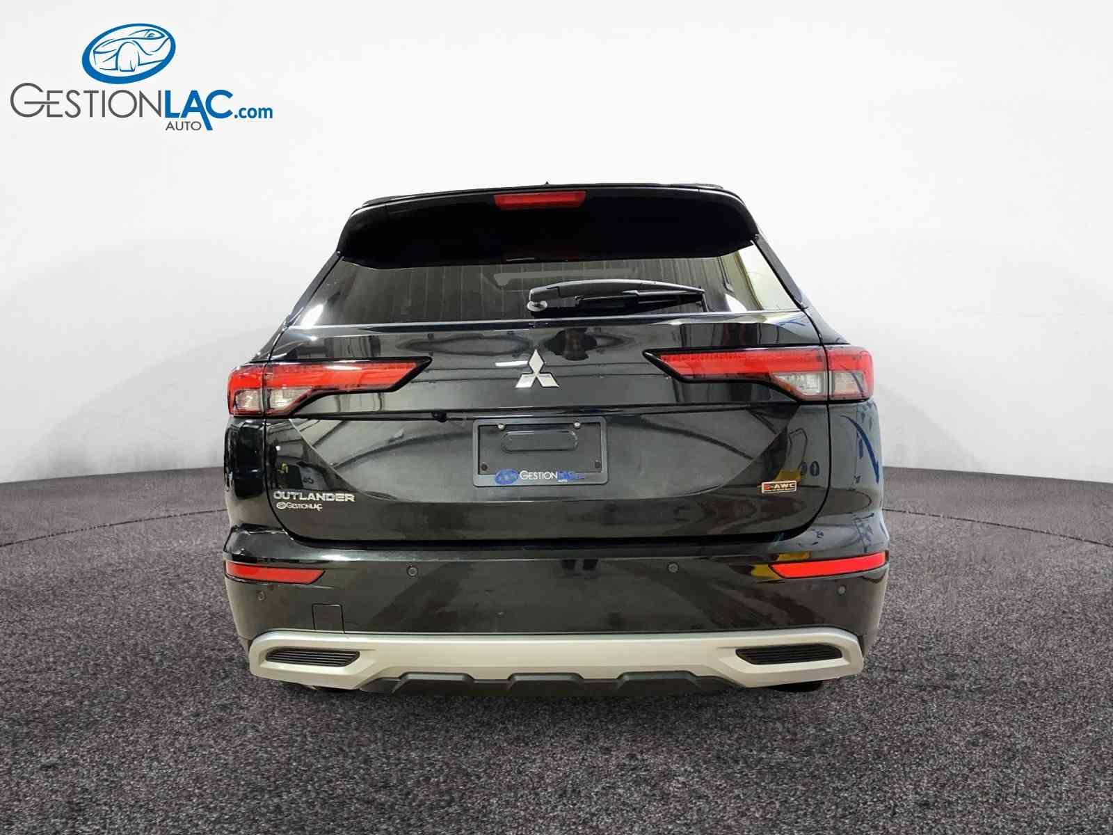 Mitsubishi Outlander 2024 - Image 3