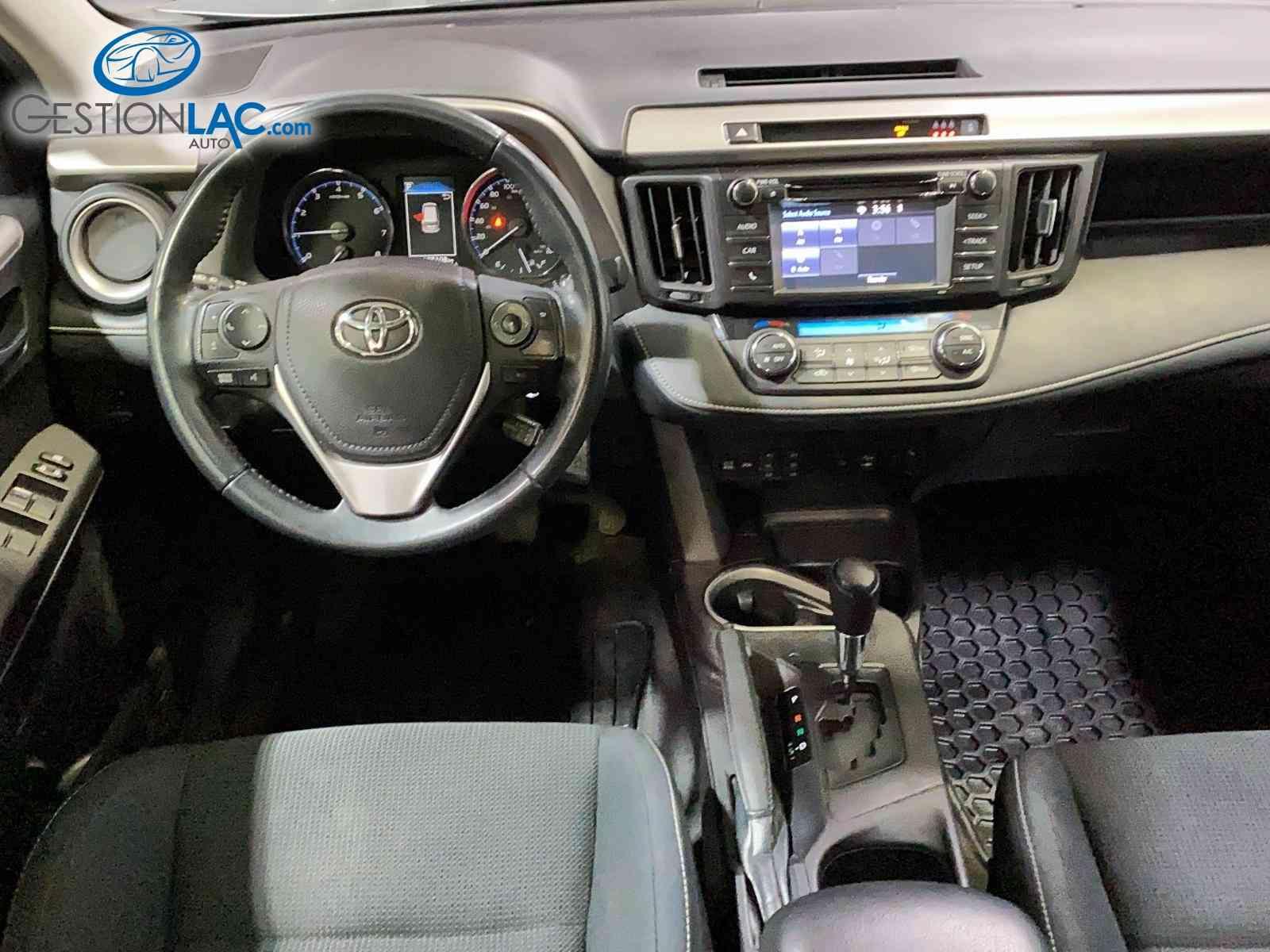 Toyota RAV4 2017 - Image 12