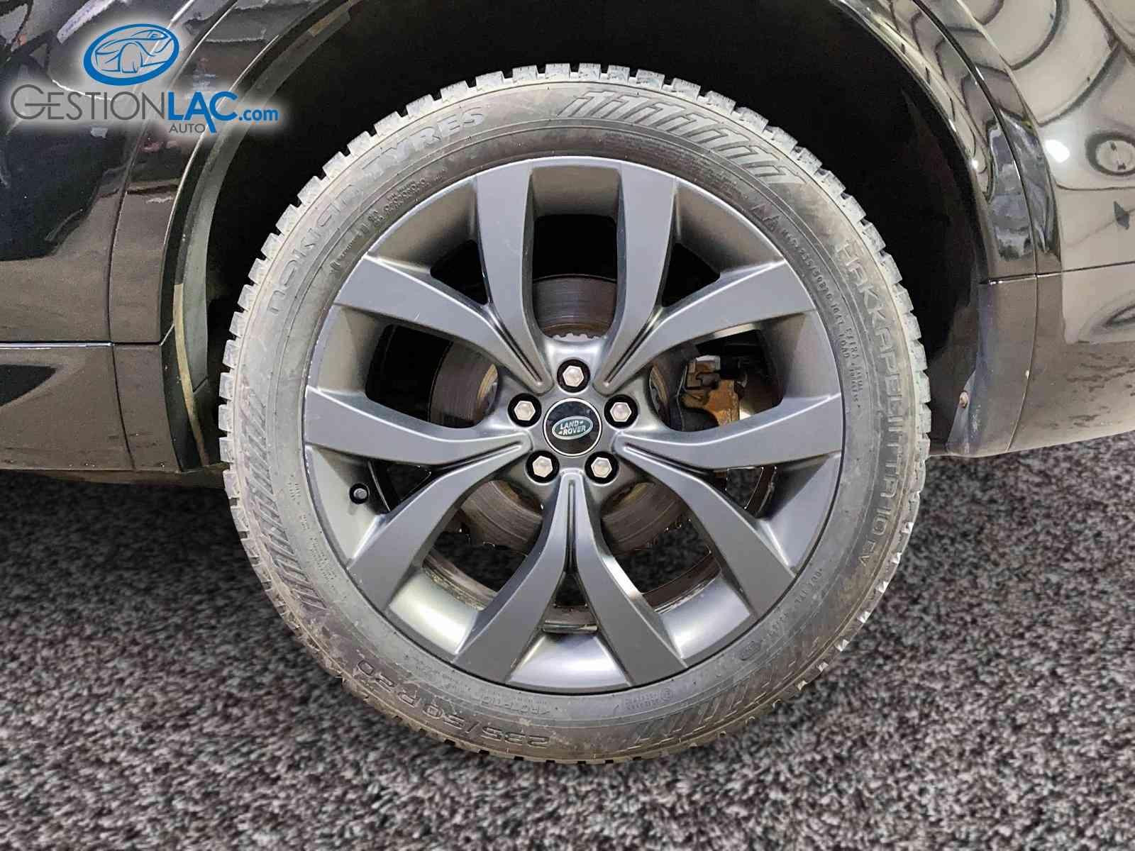 Land Rover Discovery Sport 2023 - Image 7