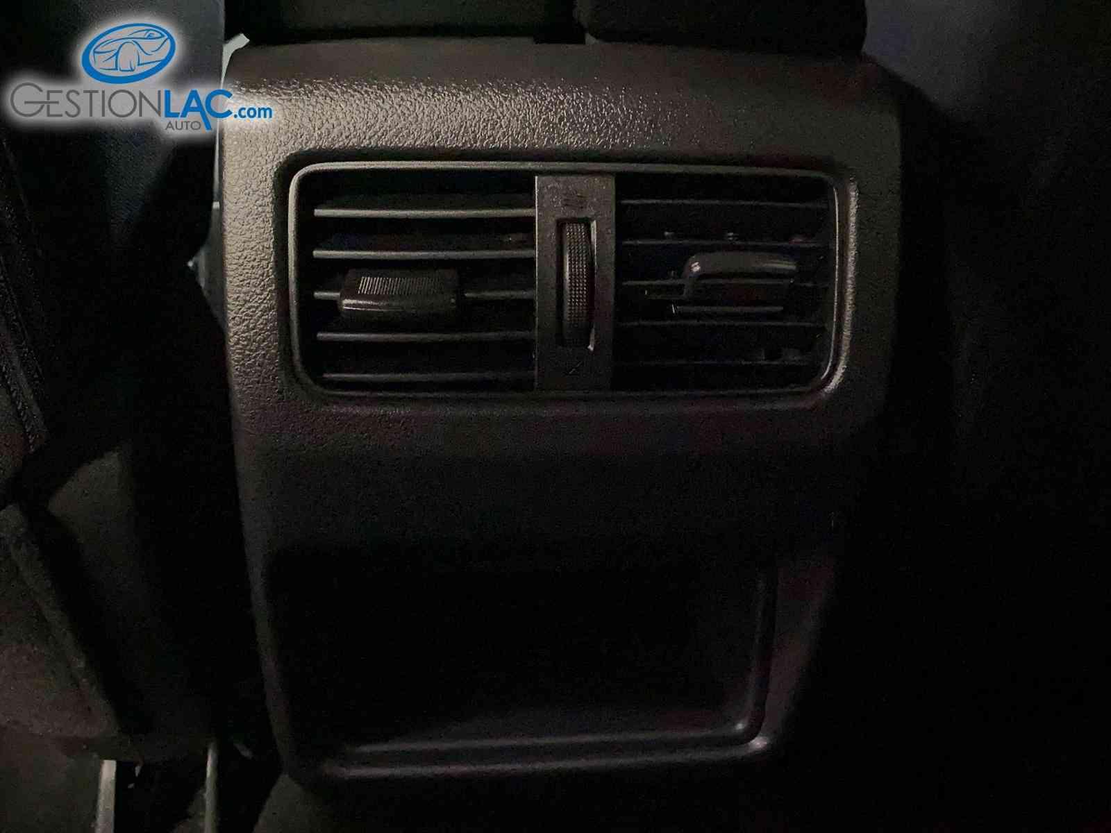 Nissan Rogue 2024 - Image 12