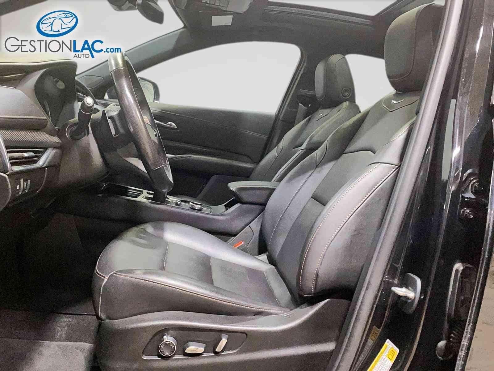 Cadillac XT4 2021 - Image 8