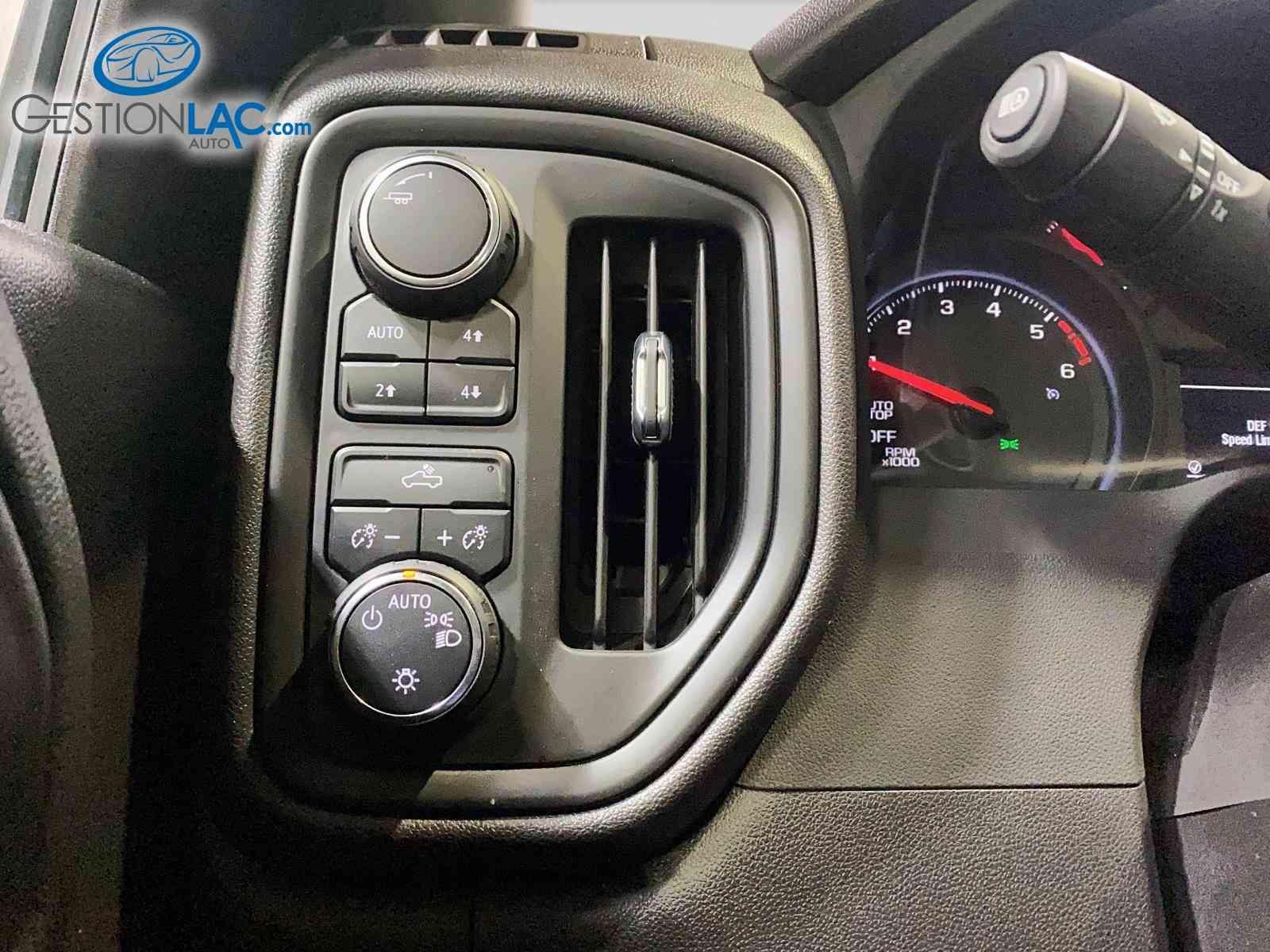Chevrolet Silverado 1500 2024 - Image 11