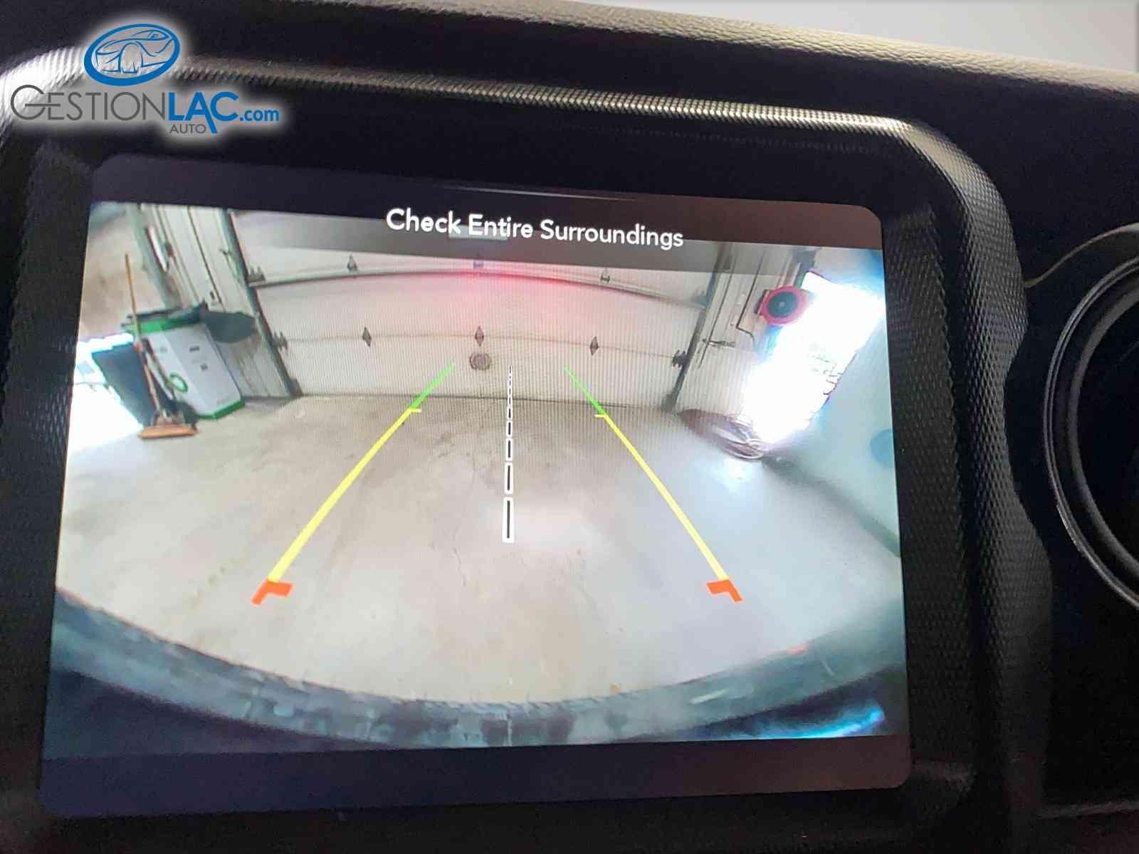 Jeep Wrangler 4-Door 2023 - Image 19