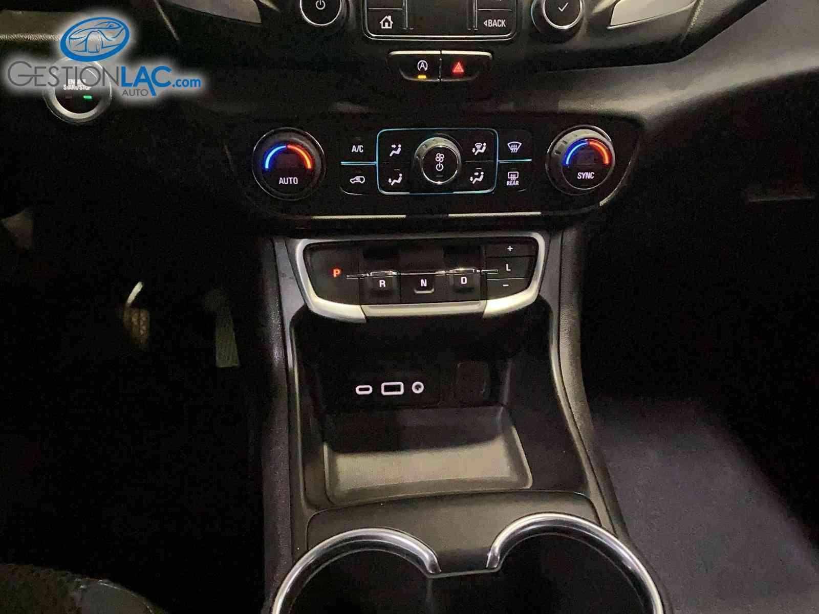 GMC Terrain 2022 - Image 10