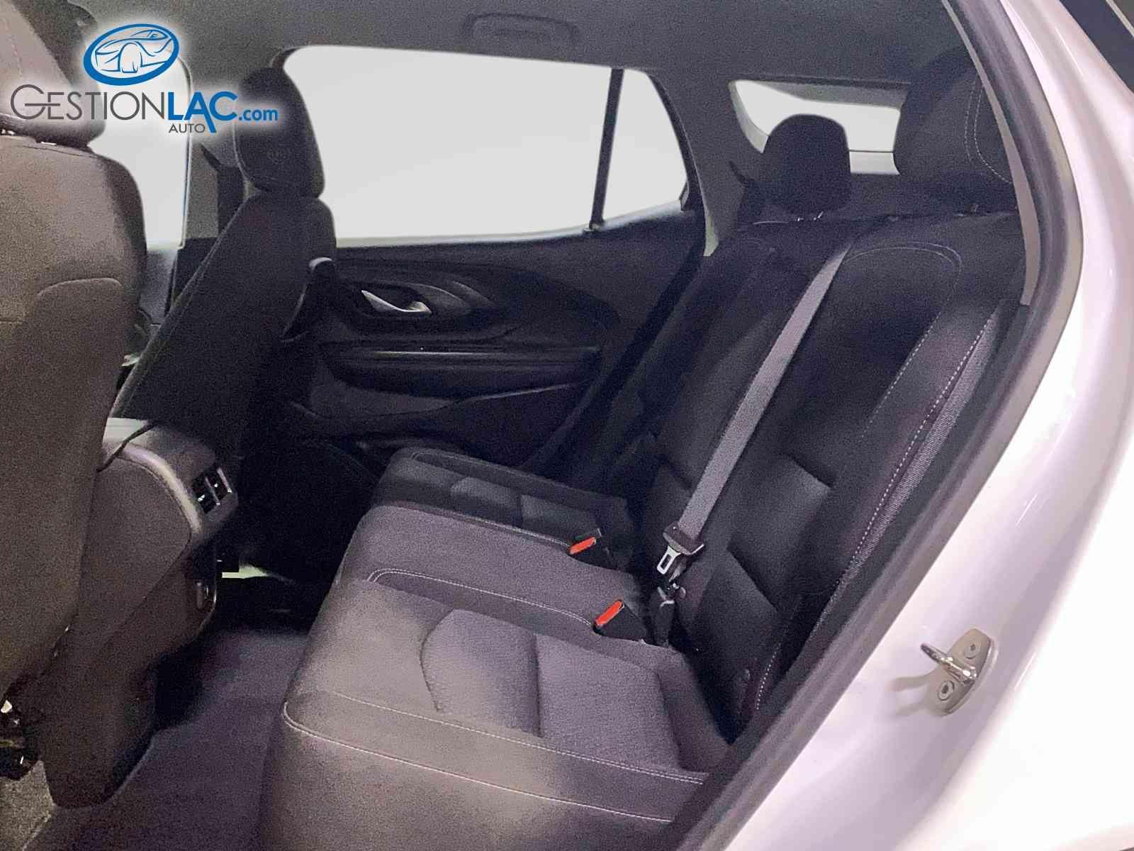 GMC Terrain 2022 - Image 8