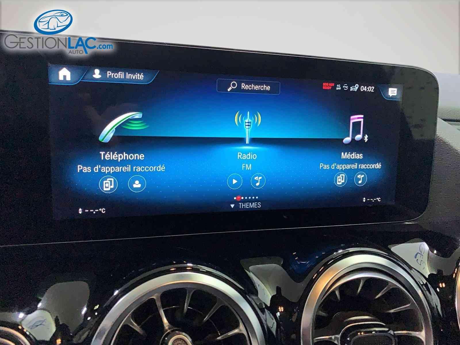 Mercedes-Benz GLA 2023 - Image 17