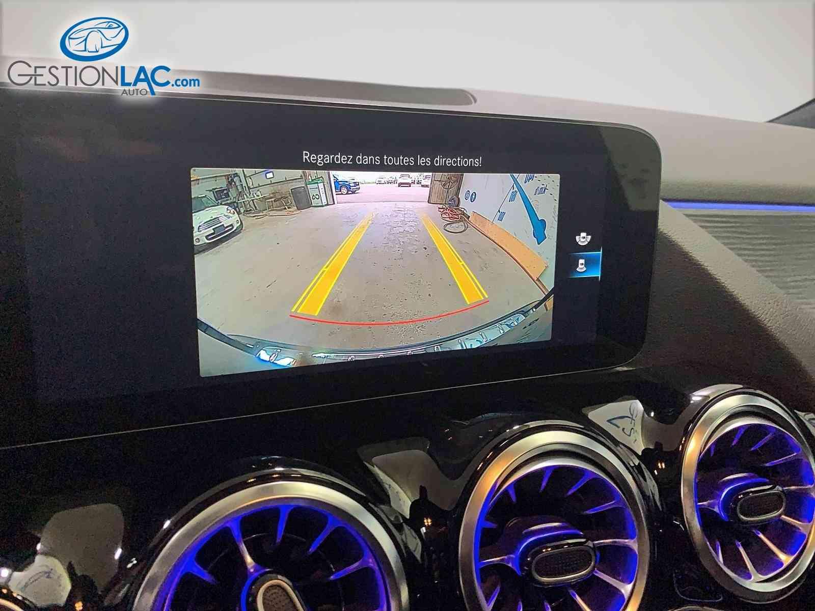 Mercedes-Benz GLA 2023 - Image 16