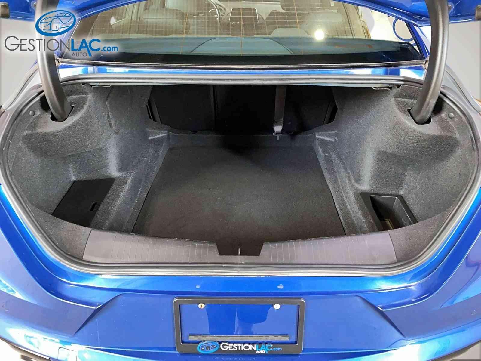 Cadillac CT4 2024 - Image 6