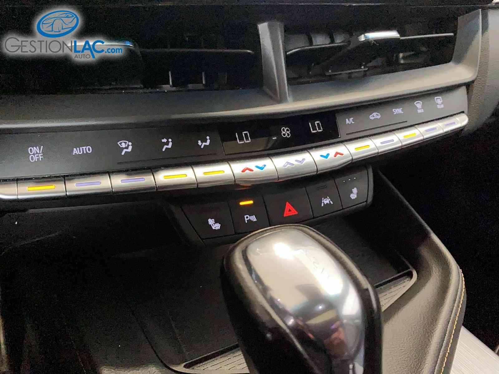 Cadillac CT4 2024 - Image 18