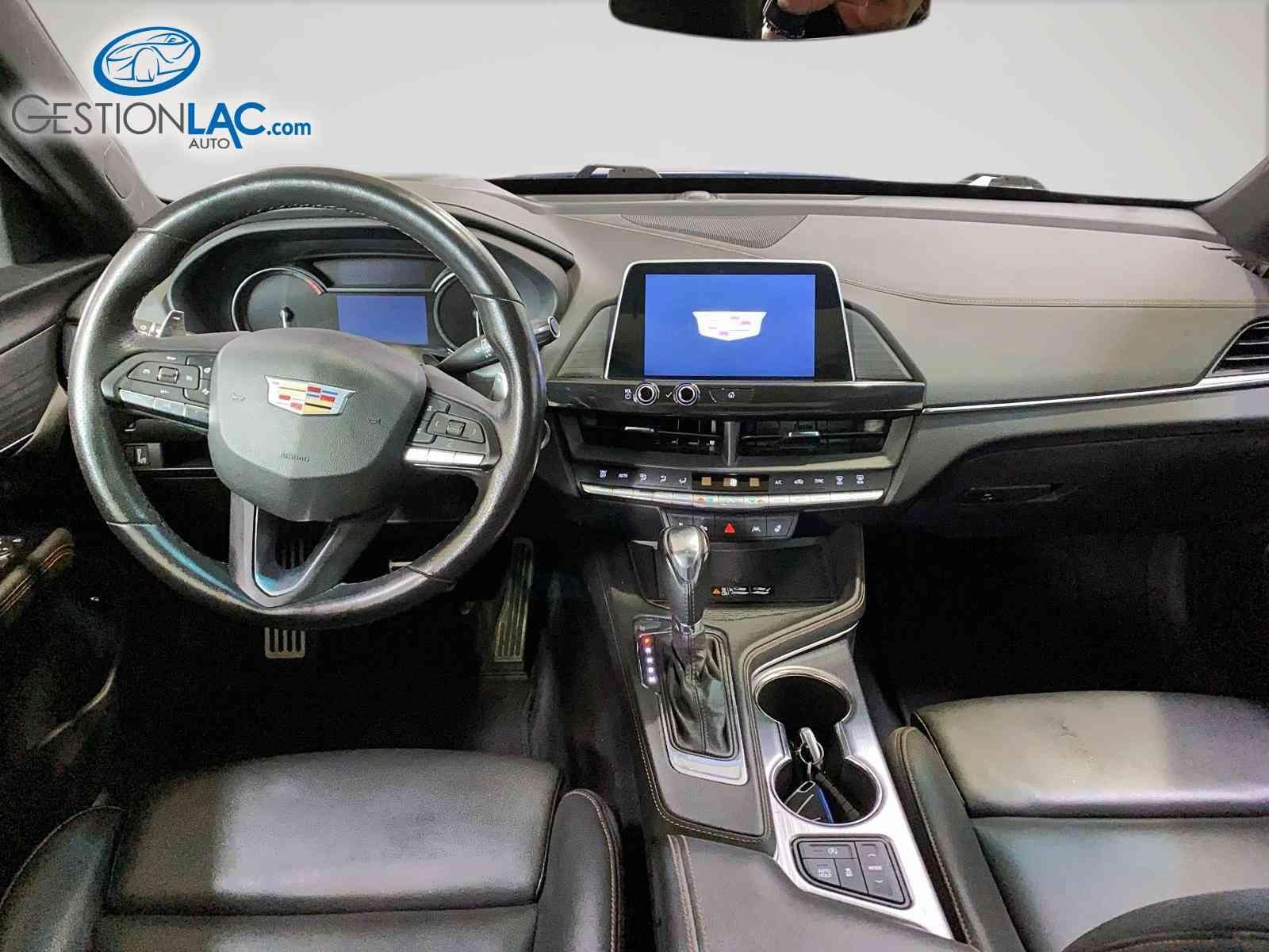 Cadillac CT4 2024 - Image 9