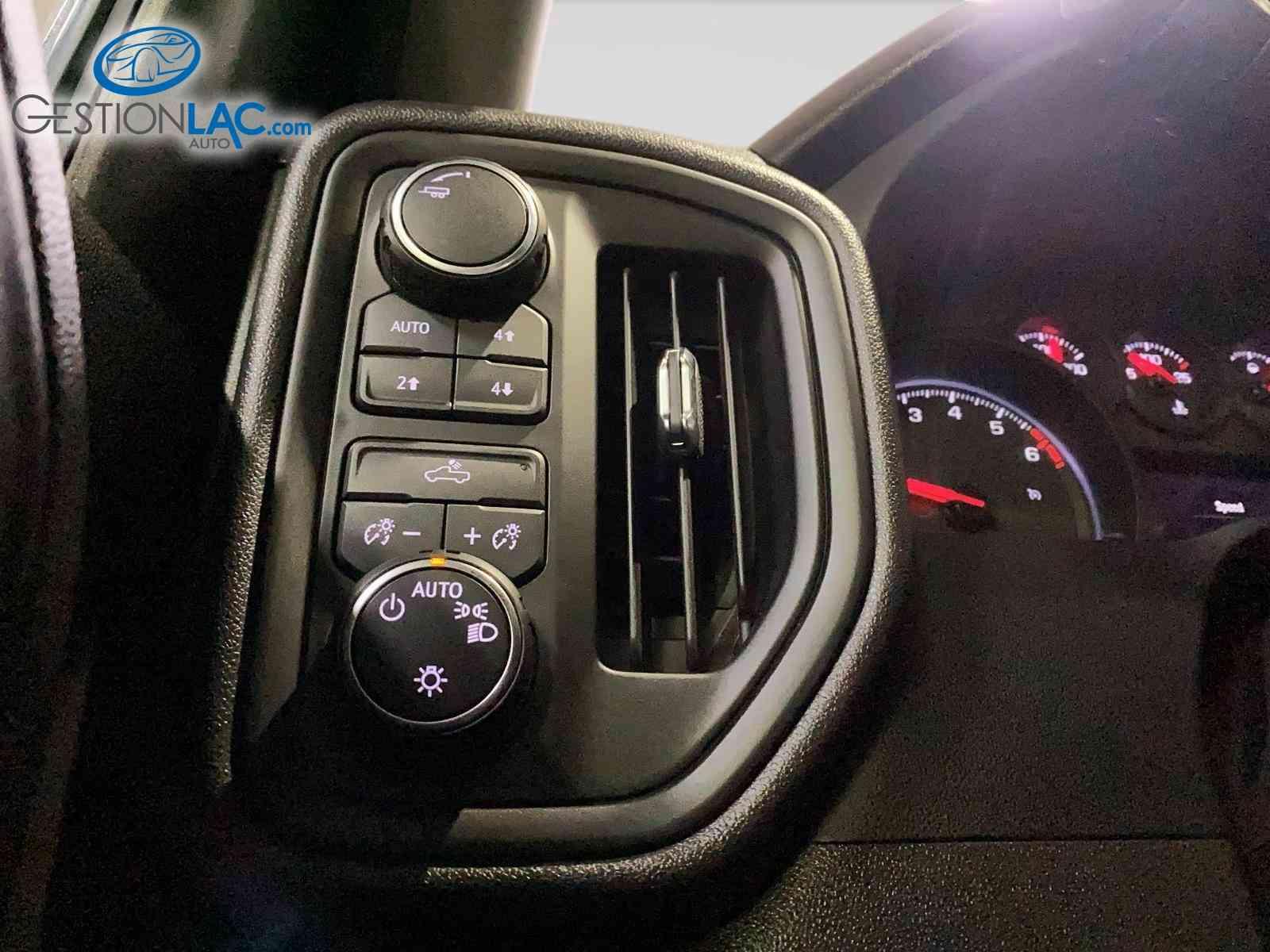Chevrolet Silverado 1500 2024 - Image 11