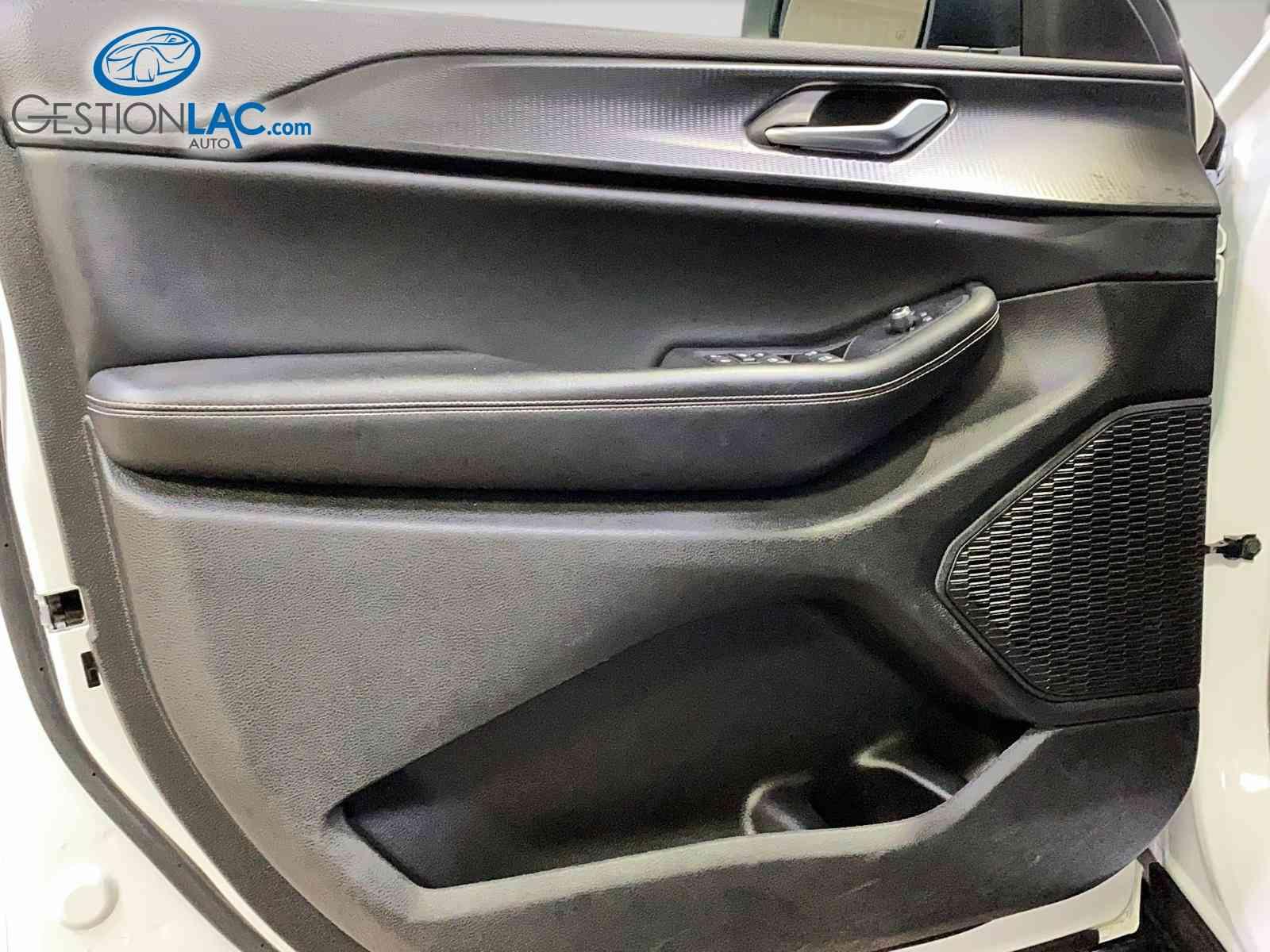 Jeep Grand Cherokee 2023 - Image 14