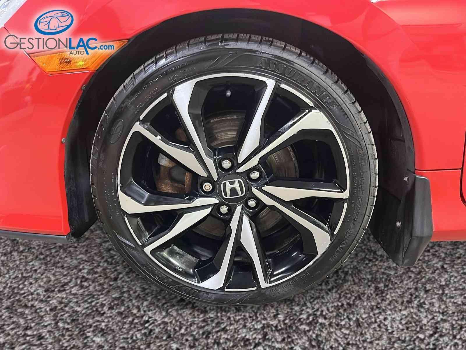 Honda Civic Coupe 2019 - Image 2