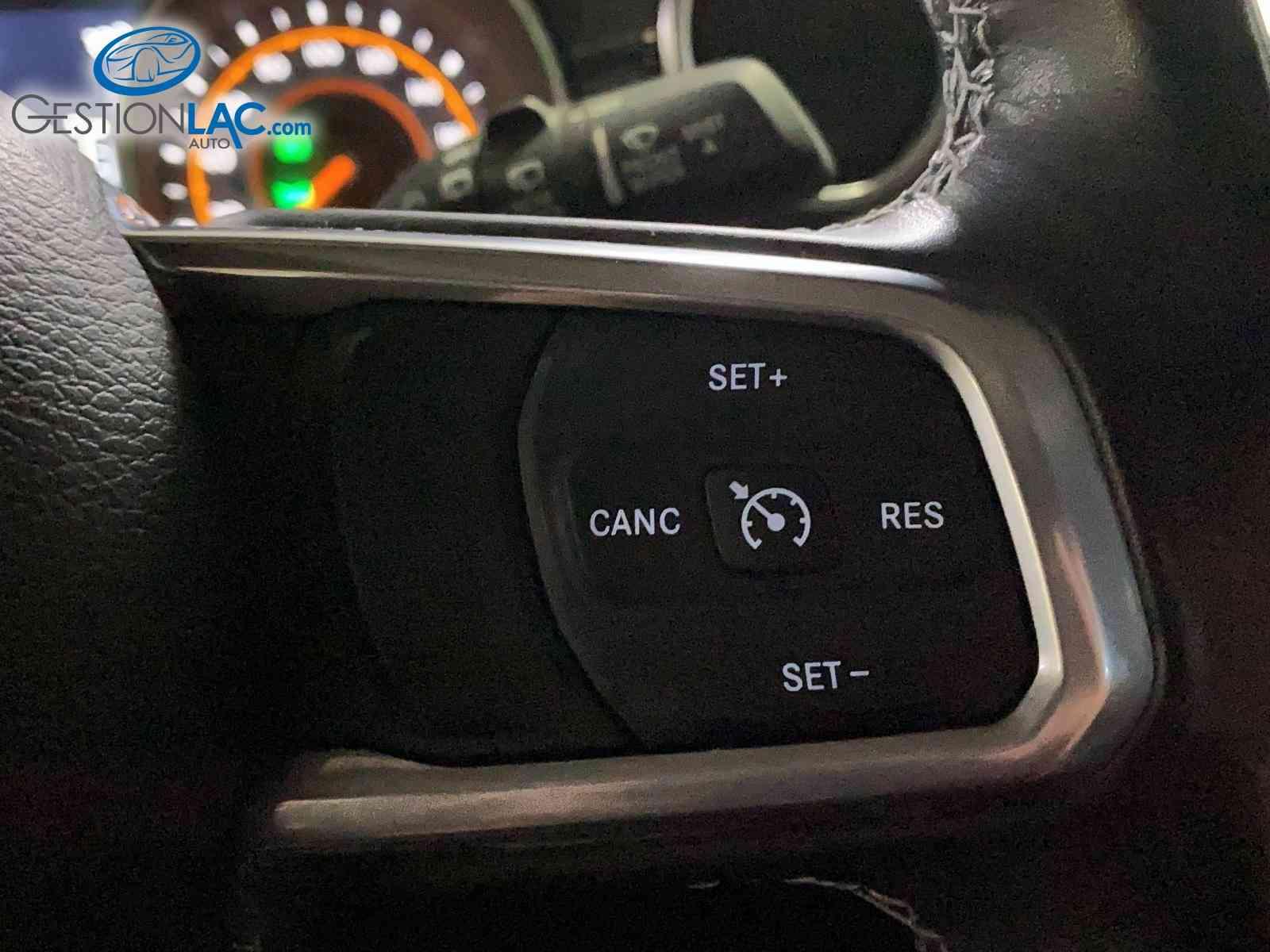 Jeep Wrangler 4-Door 2023 - Image 16