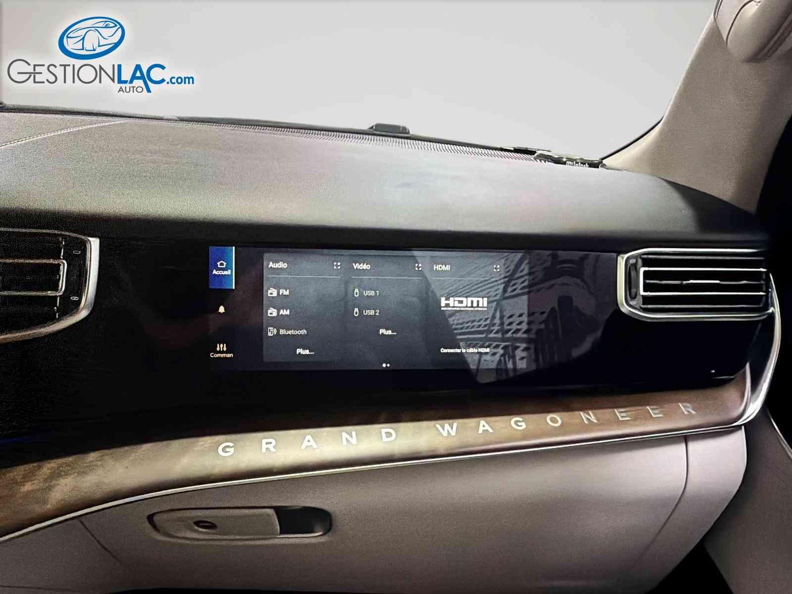 Jeep Grand Wagoneer L 2023 - Image 11