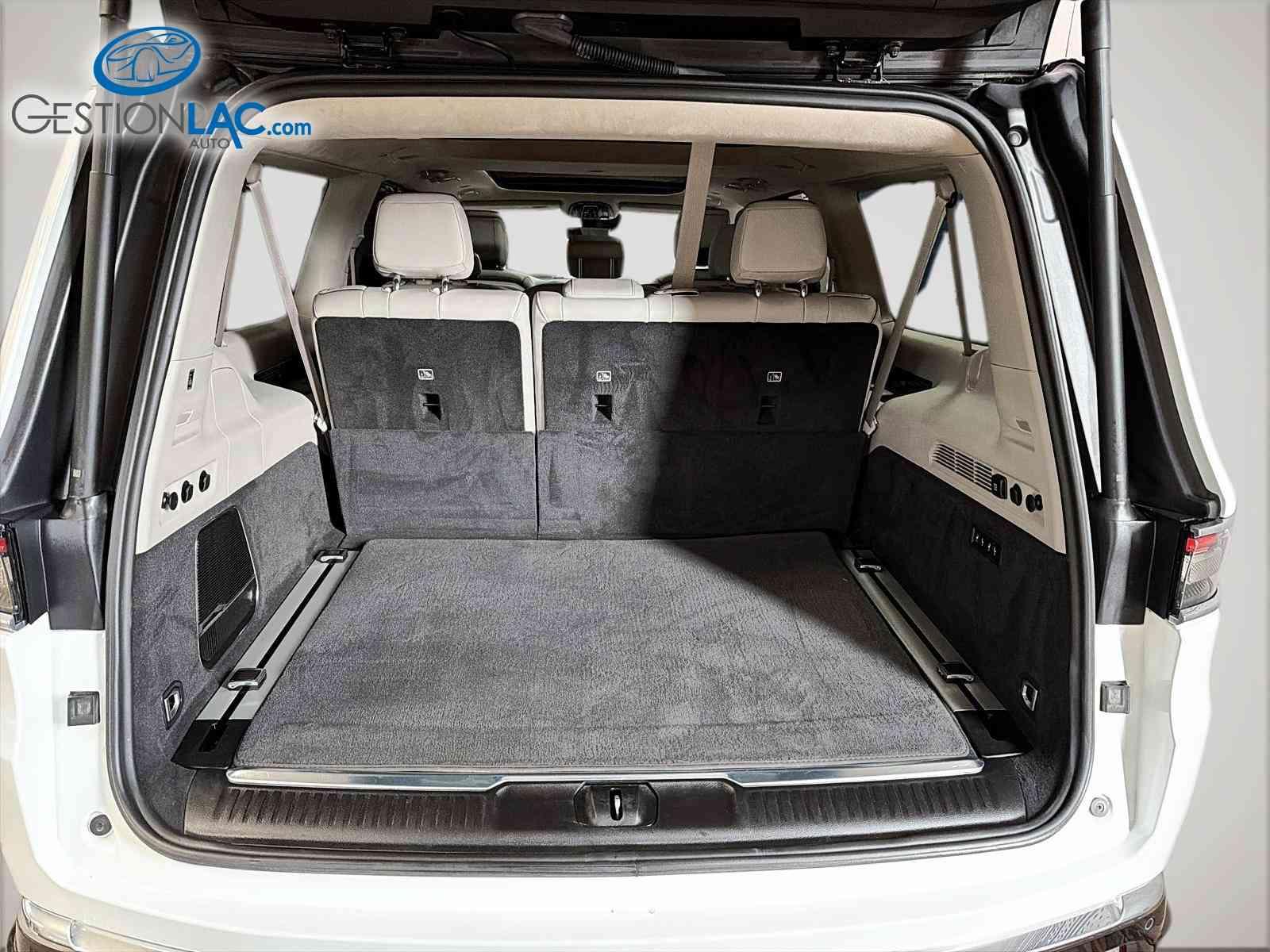 Jeep Grand Wagoneer L 2023 - Image 5