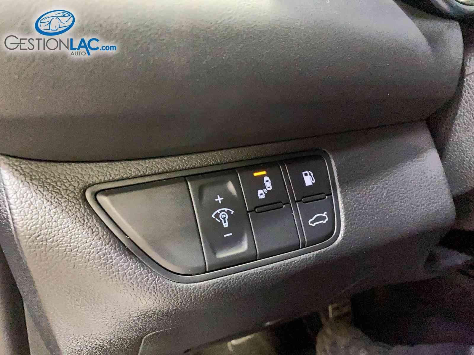 Genesis G70 2021 - Thumbnail 16