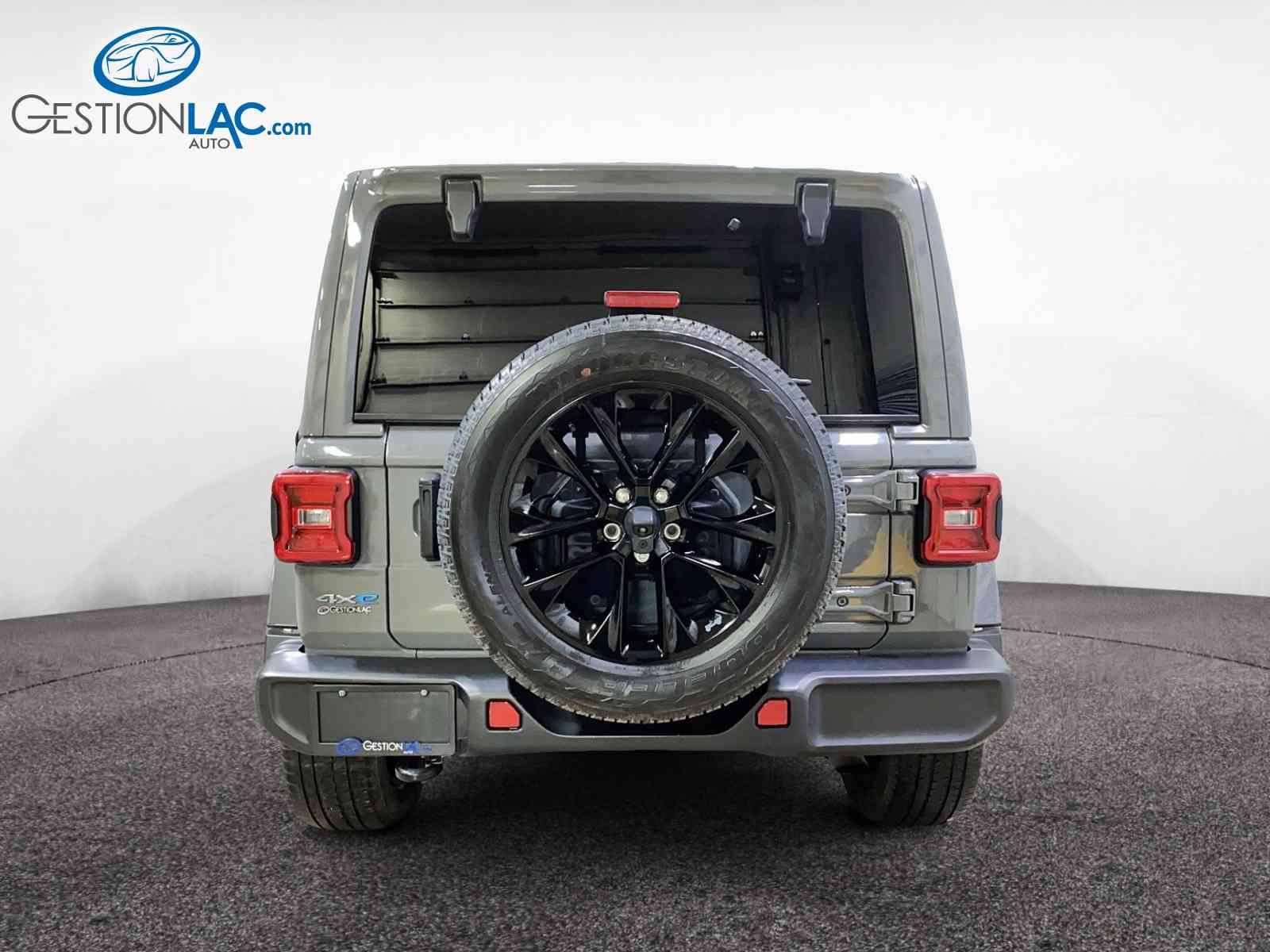 Jeep Wrangler Unlimited 2021 - Thumbnail 3