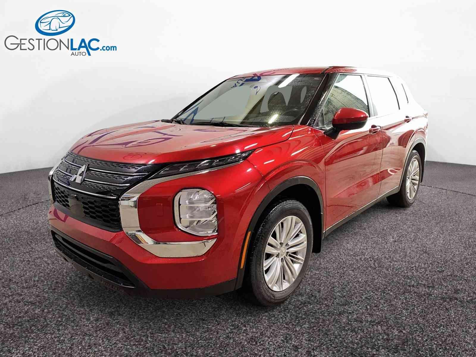 Mitsubishi Outlander 2022 - Thumbnail 1