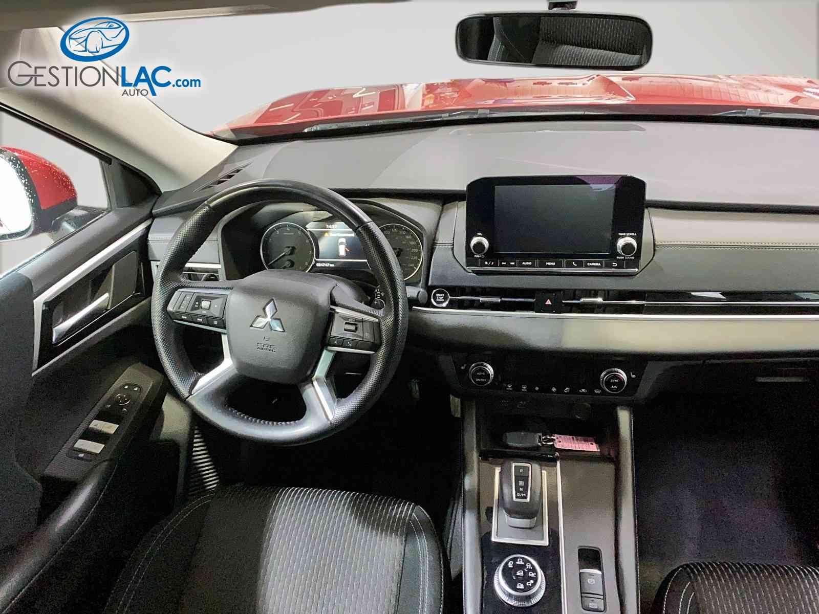 Mitsubishi Outlander 2022 - Thumbnail 18