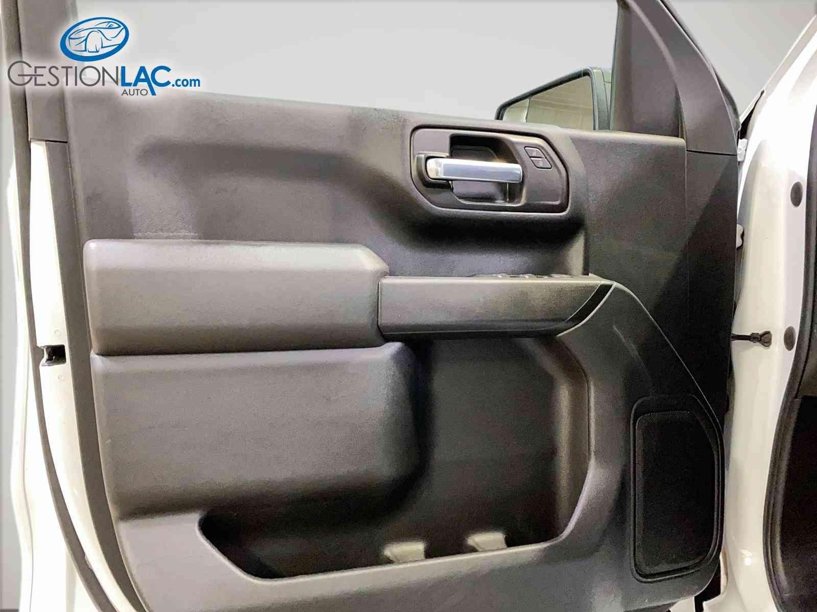 GMC Sierra 1500 2022 - Thumbnail 13