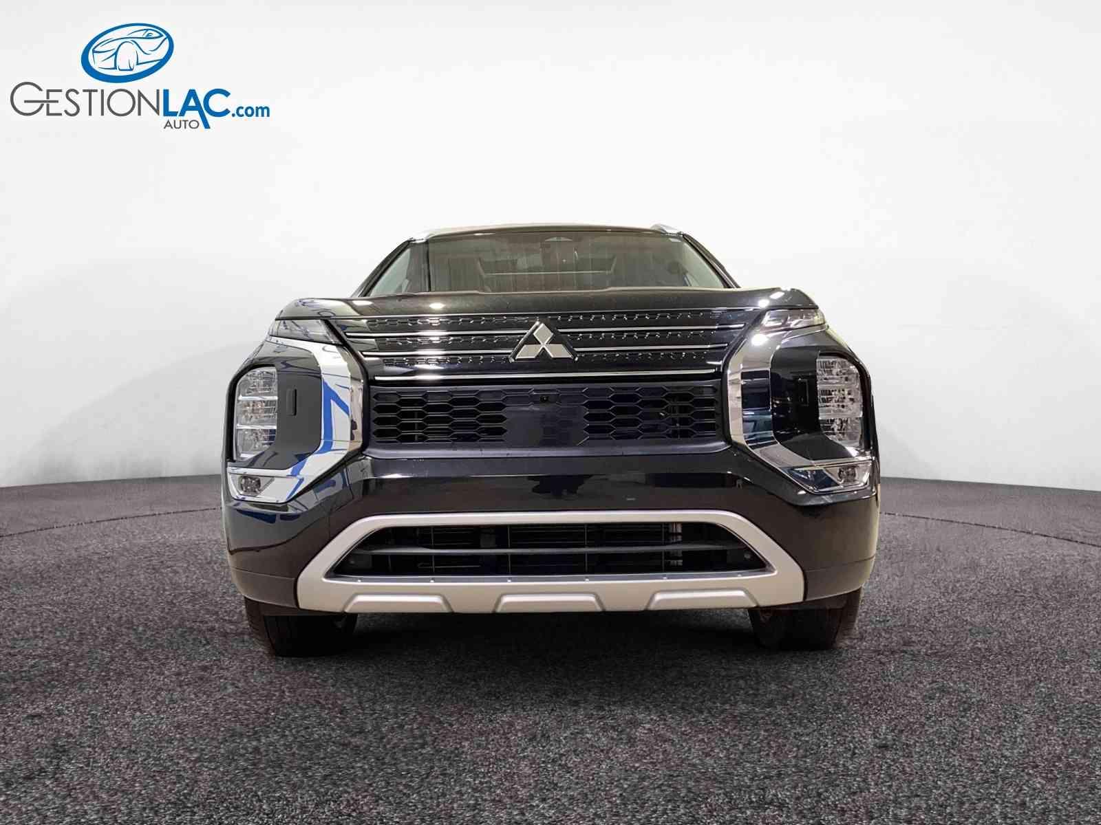 Mitsubishi Outlander 2024 - Thumbnail 2