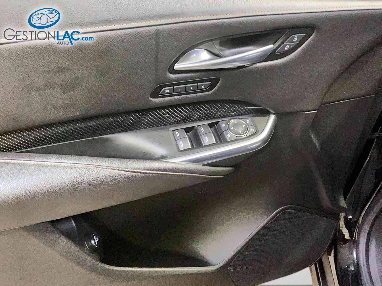 Cadillac XT4 2021 - Thumbnail 12