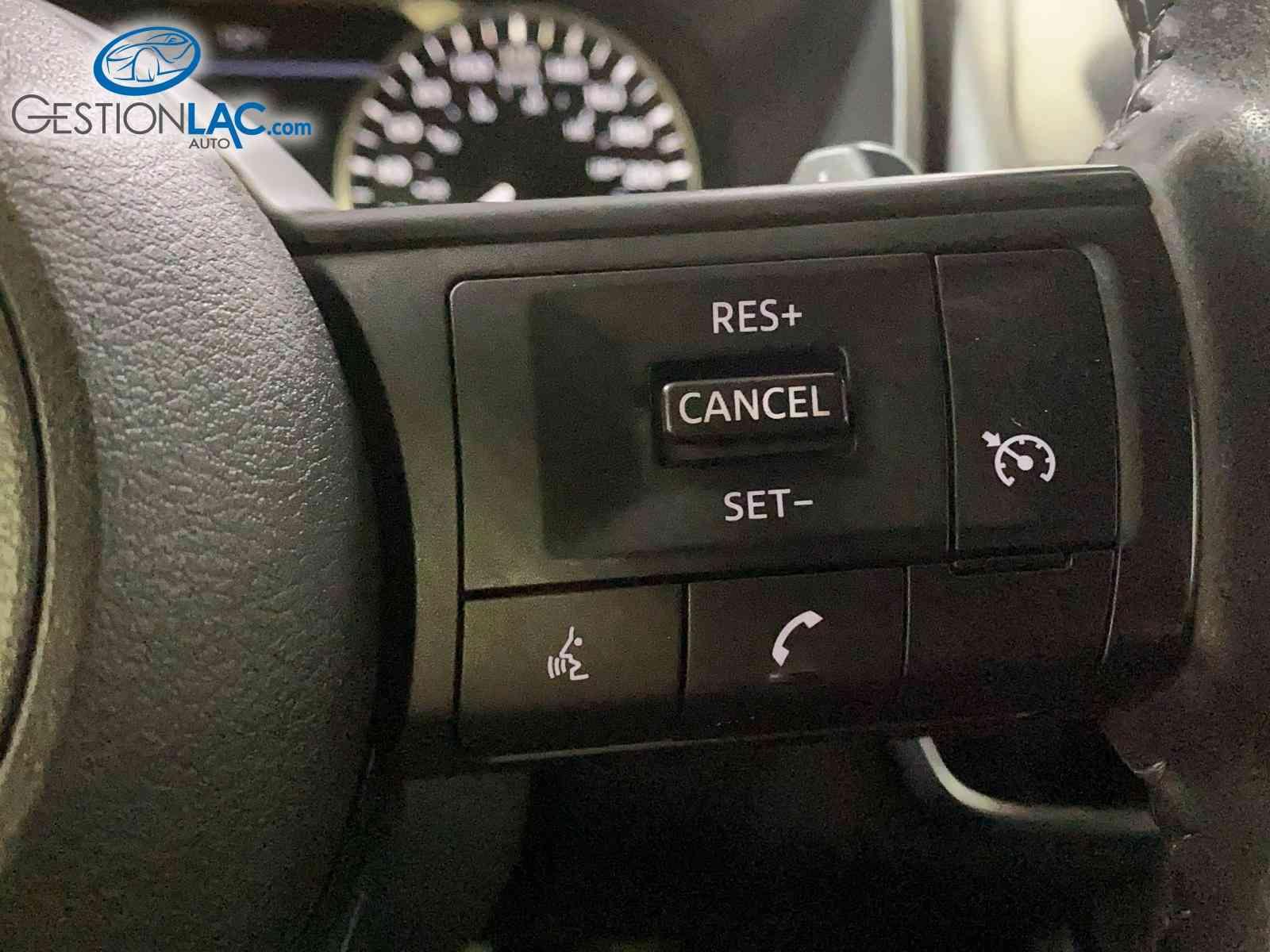 Nissan Rogue 2024 - Thumbnail 17