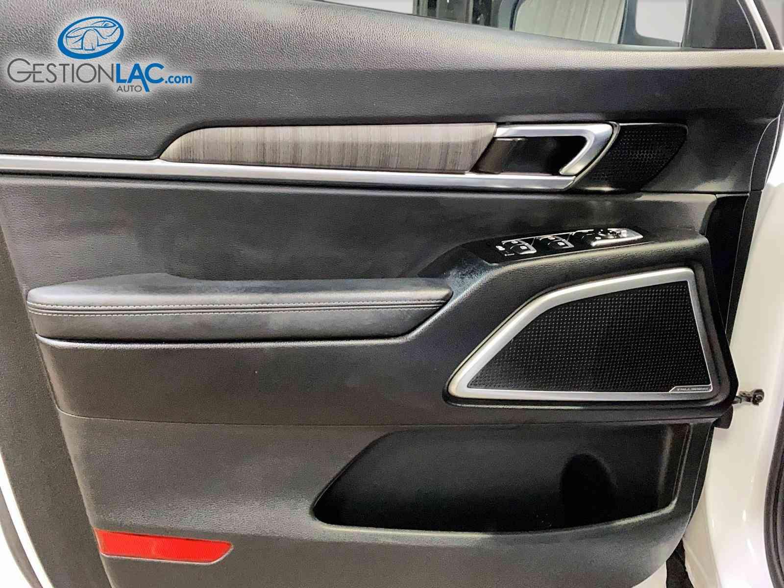 KIA Telluride 2023 - Thumbnail 15