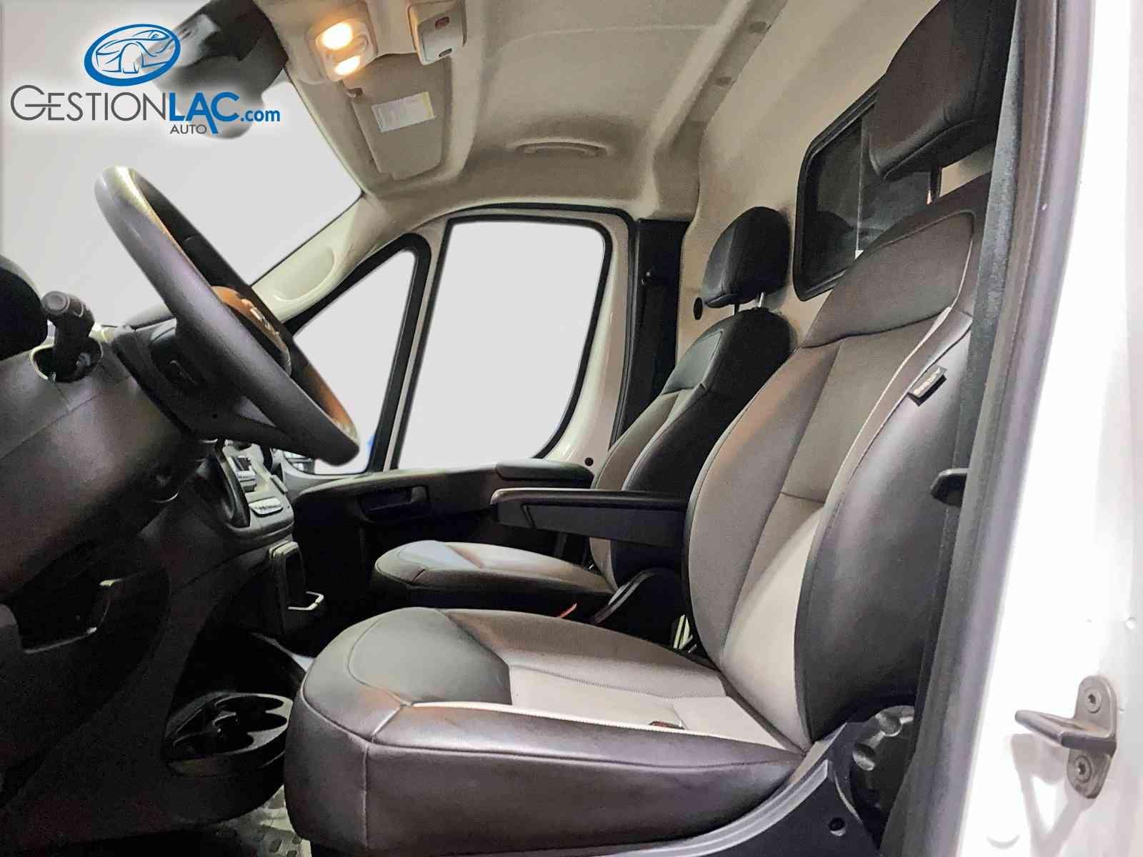 RAM ProMaster Cargo Van 2025 - Thumbnail 10